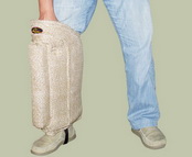 Dog protection leg sleeve with bite bar