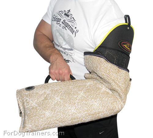Puppy sleeve with shoulder protection