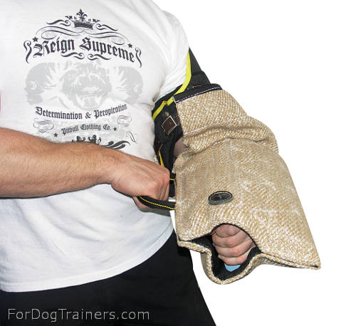 Training sleeve with shoulder protection