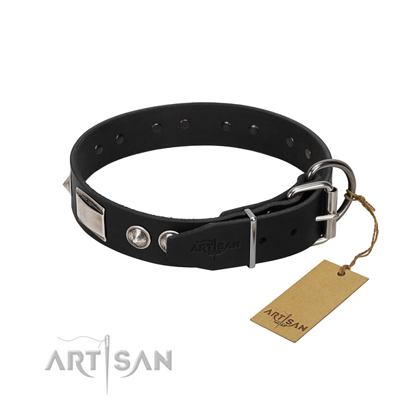 Comfortable to wear and usage leather dog collar won't cut into skin