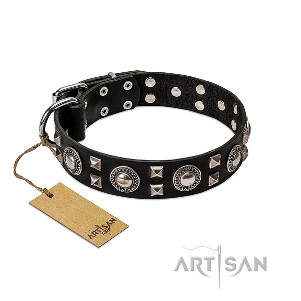 Comfortable to wear and usage leather dog collar won't cut into skin